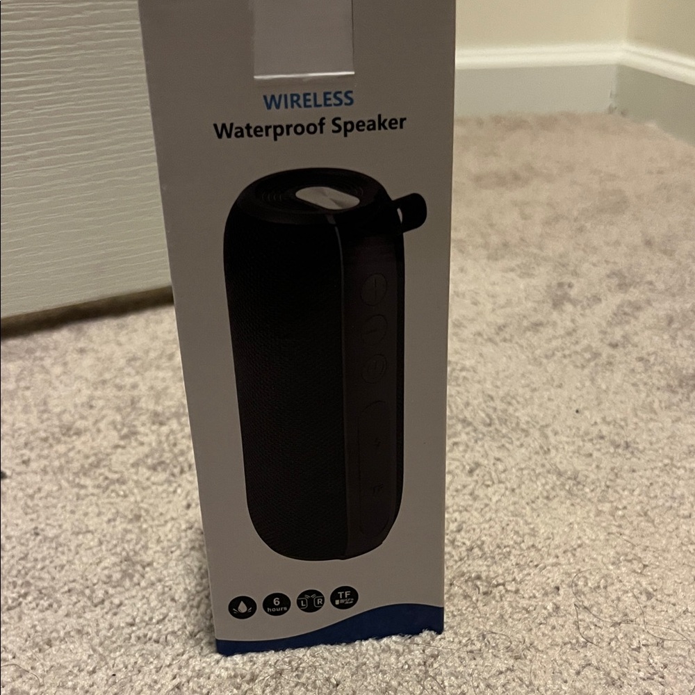 Wireless Waterproof Speaker - red